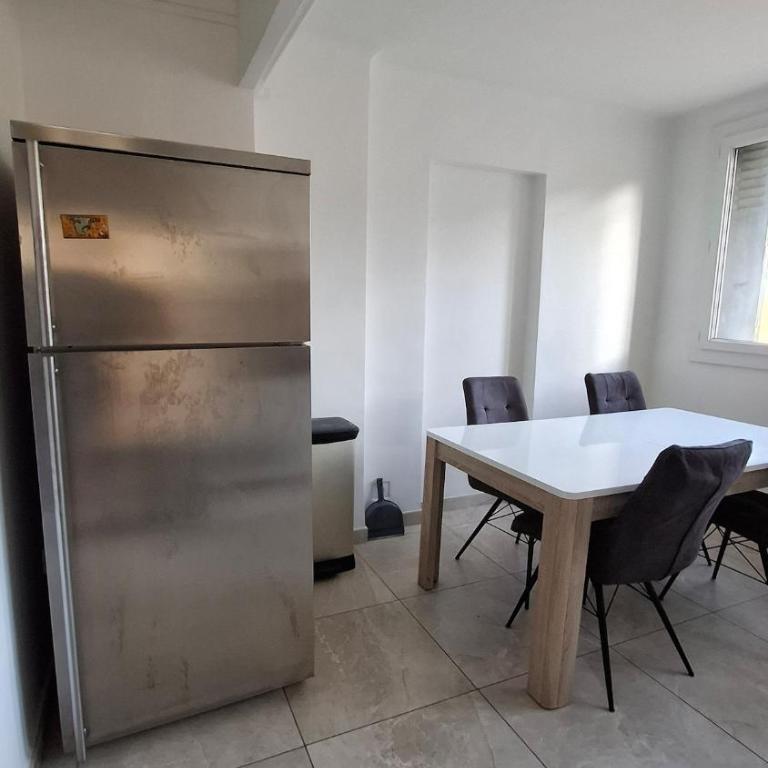 Bel Appartement et Parking - Apartamento de 1 dormitorio - 23