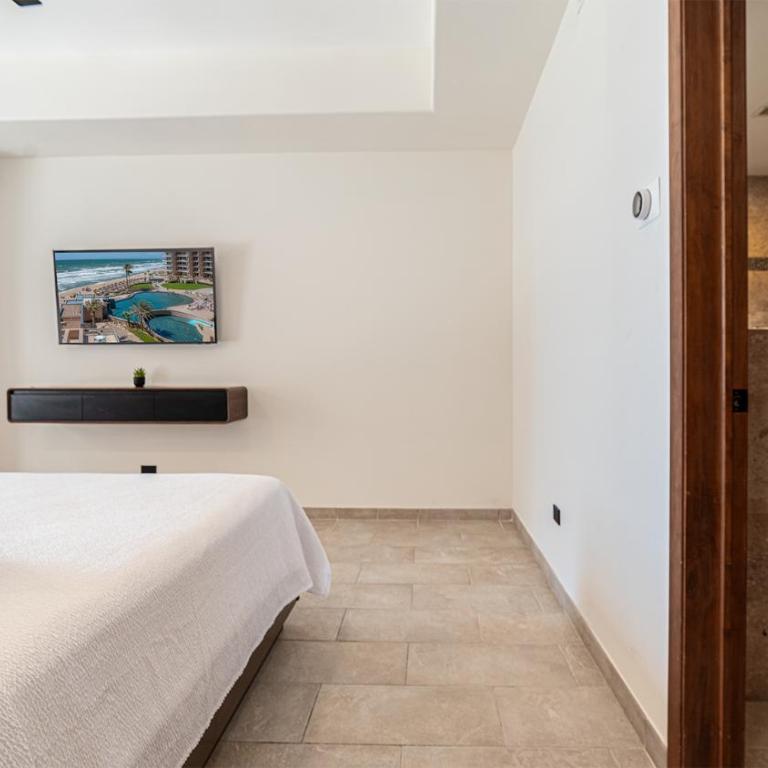 Stunning 3BR 3BA Cortez 601 at Las Palomas - Vacation Home - 23