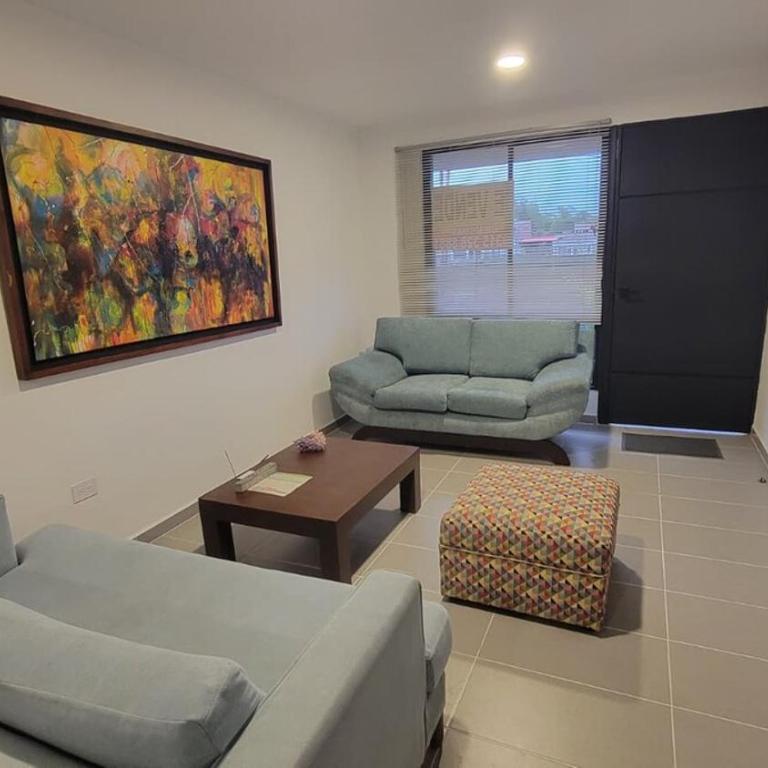Hermosa Casa de Descanso en Conjunto Cerrado - Casa de 4 dormitorios - 2