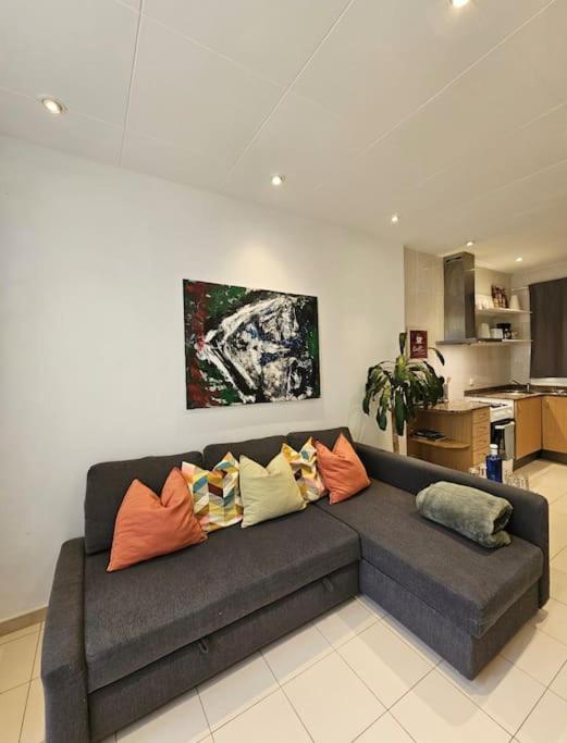 2 bedrooms, 2 bathrooms, 2 balconys - Two-Bedroom Apartment - 66