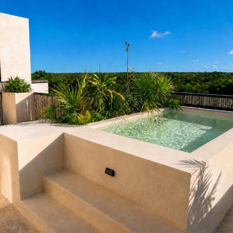 2-Story Penthouse with Private Jacuzzi 5 Min Beach - Penthouse Apartment - 15