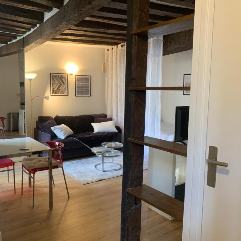 grand studio au coeur de Paris refait à neuf - Apartment mit 1 Schlafzimmer - 8