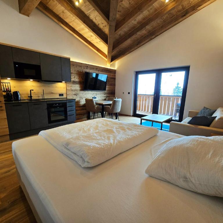 Penthouse Studio I mit Balkon und Ausblick - Apartment mit Aussicht und Balkon - 11