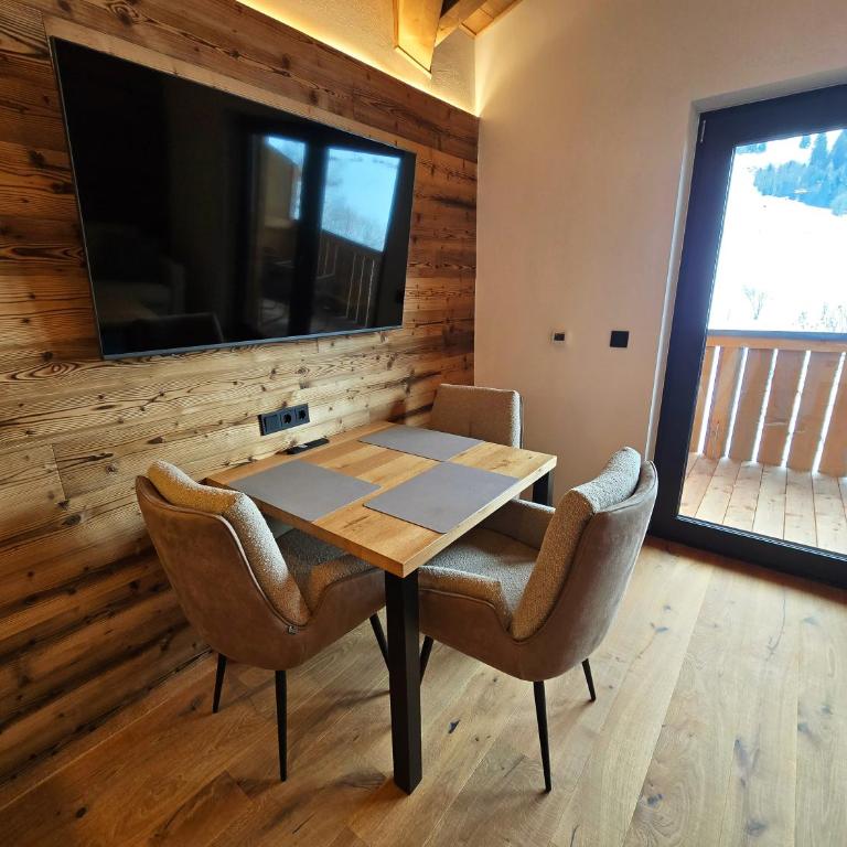 Penthouse Studio I mit Balkon und Ausblick - Apartment mit Aussicht und Balkon - 12