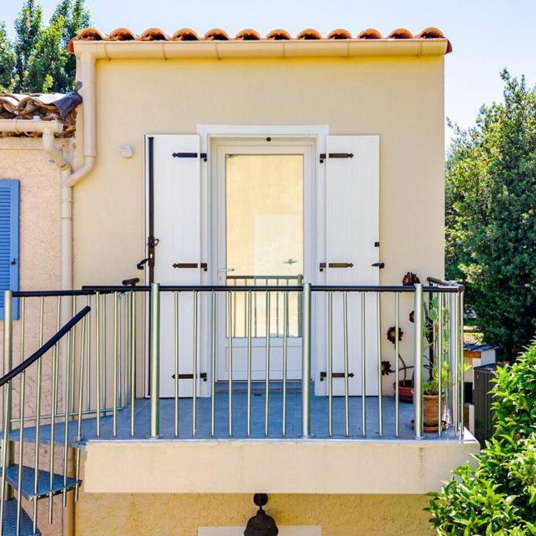 studio neuf clim et parking gratuit proche plages - Apartamento de 1 dormitorio - 15