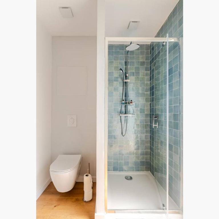 studio neuf clim et parking gratuit proche plages - Apartamento de 1 dormitorio - 11