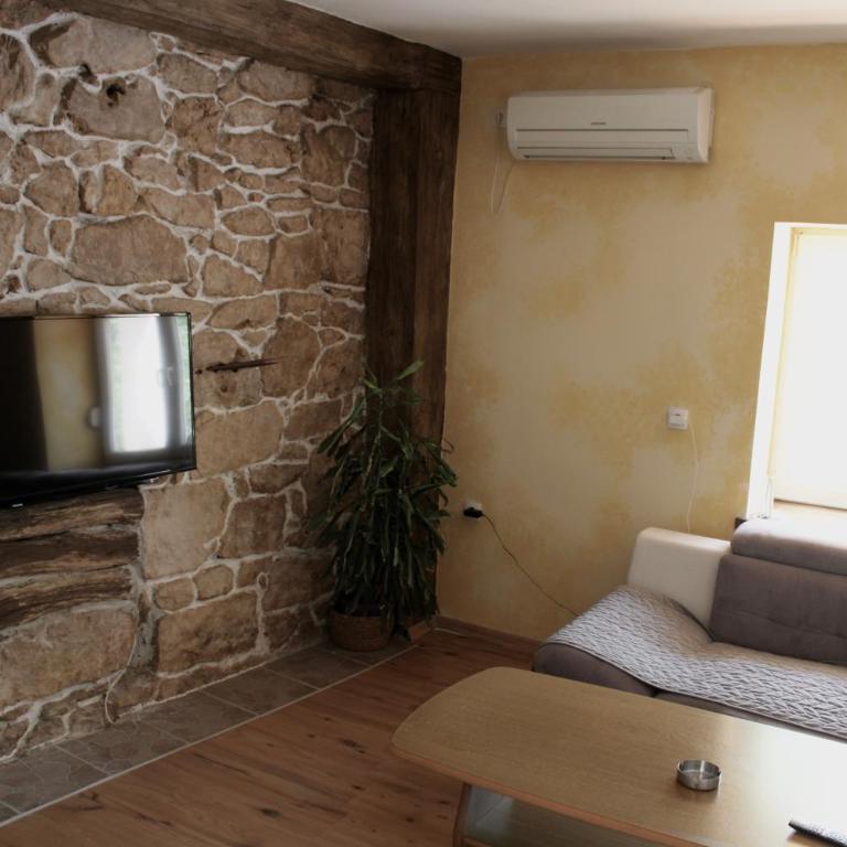 Stone Oasis House Mostar - With Panoramic City View - Vila sa Sopstvenim Bazenom - 21