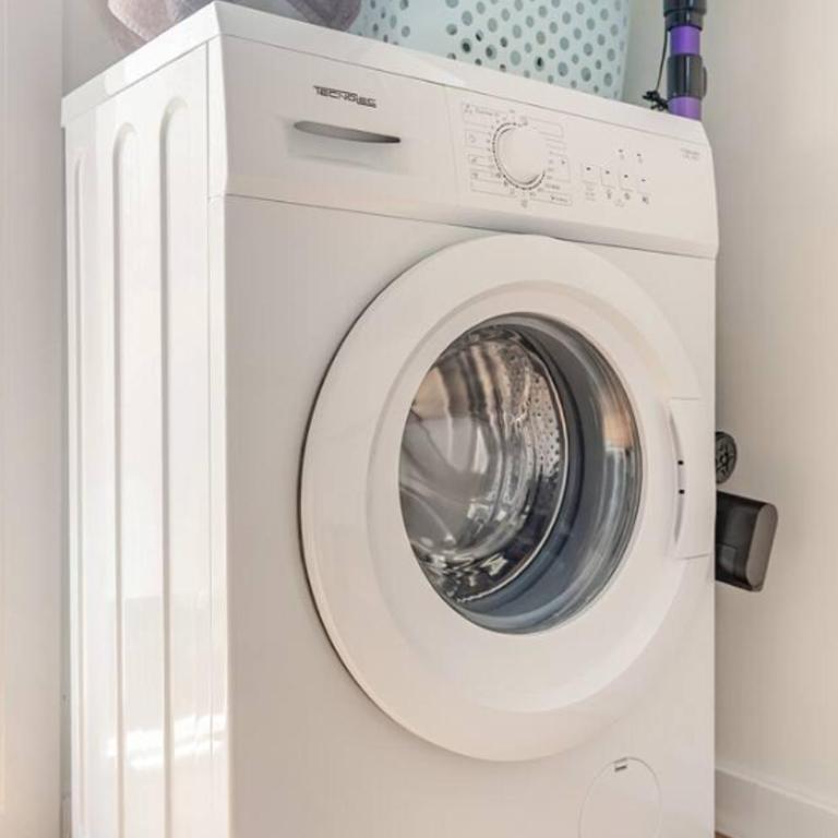 studio neuf clim et parking gratuit proche plages - Apartamento de 1 dormitorio - 14