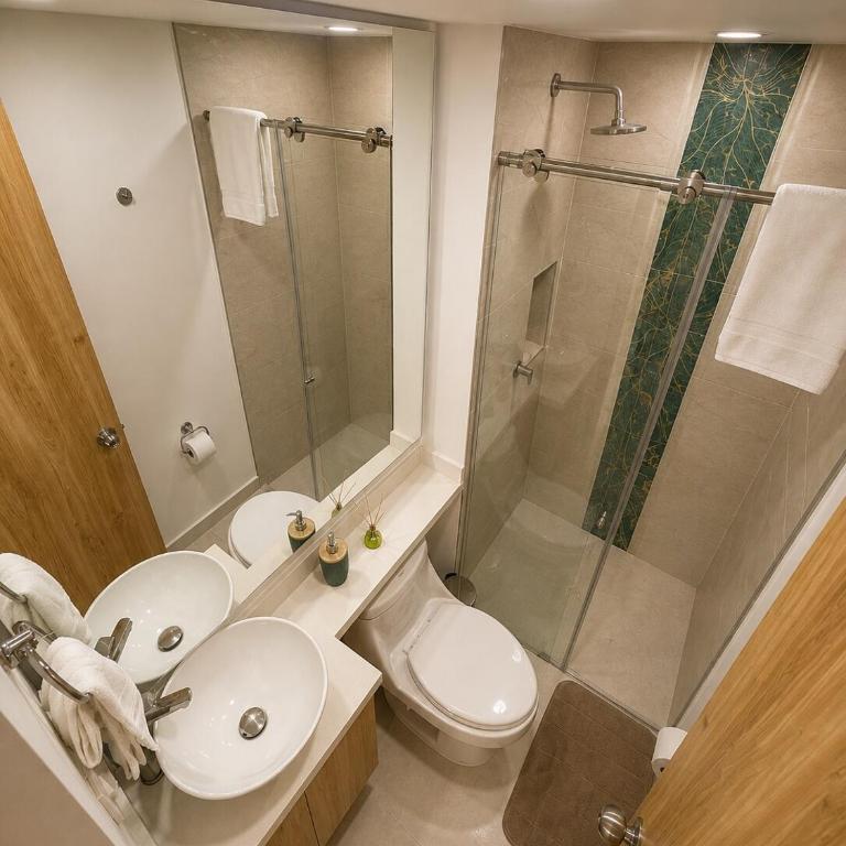 Caribbean Deluxe, Pool, Views & WiFi - Three-Bedroom Apartment with Sea View - 27