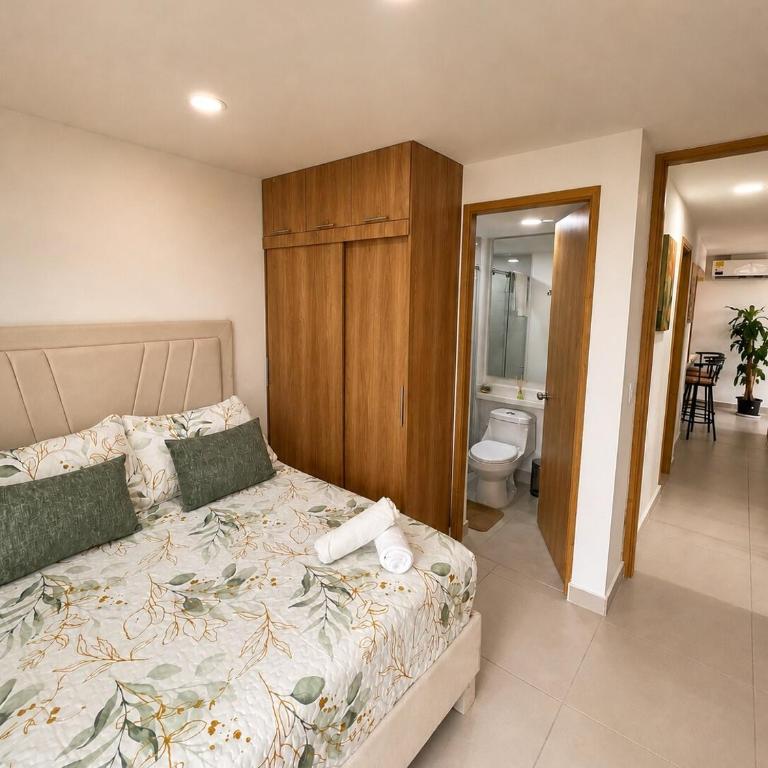 Caribbean Deluxe, Pool, Views & WiFi - Three-Bedroom Apartment with Sea View - 46