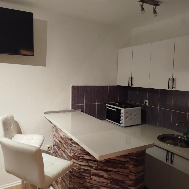 Sara - Apartman sa 2 Spavaće Sobe - 7