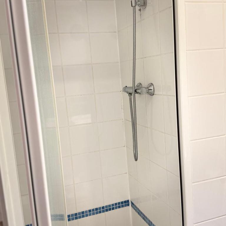 Appartement Yodyne 5 min de Lille Flandres - Apartment with Shower - 5