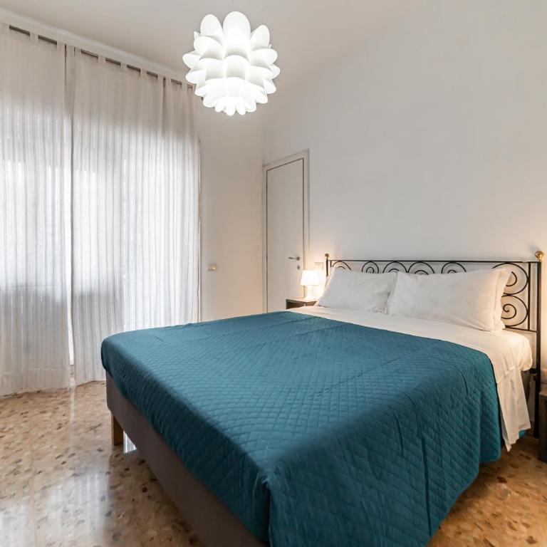 Livia's Vatican House - Metro Valle Aurelia & Wi-Fi - Appartamento Superior con 2 Camere da Letto - 1