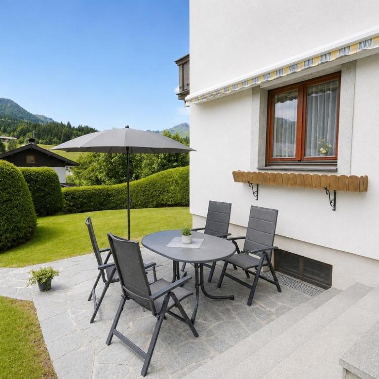 Ferienwohnung Rosenegg Top 1 - Apartment mit 2 Schlafzimmern - 2