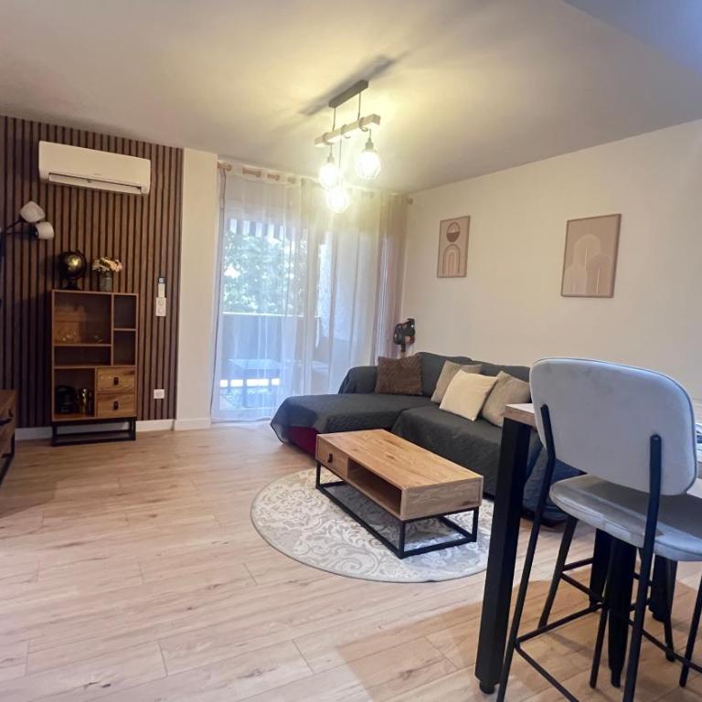 Elegante apartamento con Terraza cerca de Canales - Apartment mit 2 Schlafzimmern - 20