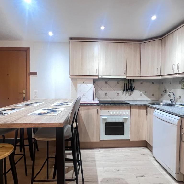 Elegante apartamento con Terraza cerca de Canales - Apartment mit 2 Schlafzimmern - 5