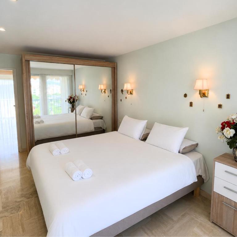 Cannes Marina Vue Exceptionnelle Port et Piscine - Appartement 2 Chambres - 3