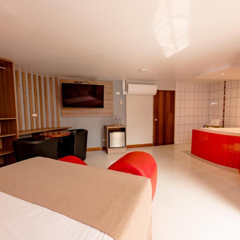 Hostal Los Cactus - Habitación Doble Deluxe con bañera - 1