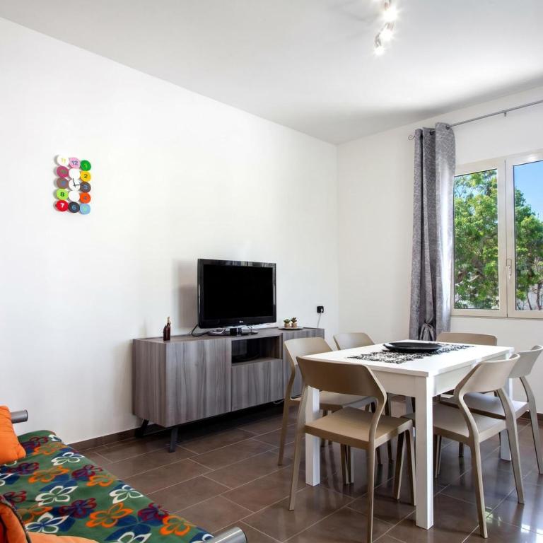 Villa Sabbia Magica 100 meters from sea - Happy Rentals - Two-Bedroom Apartment - 10