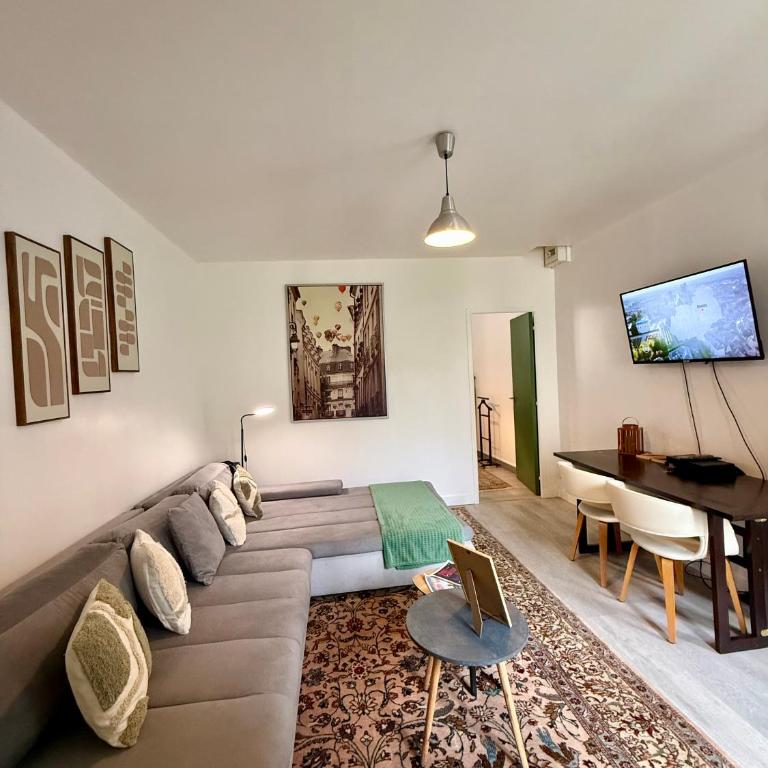 L Emeraude - Wifi - Centre Ville - Seraucourt - Appartement 1 Chambre - 1