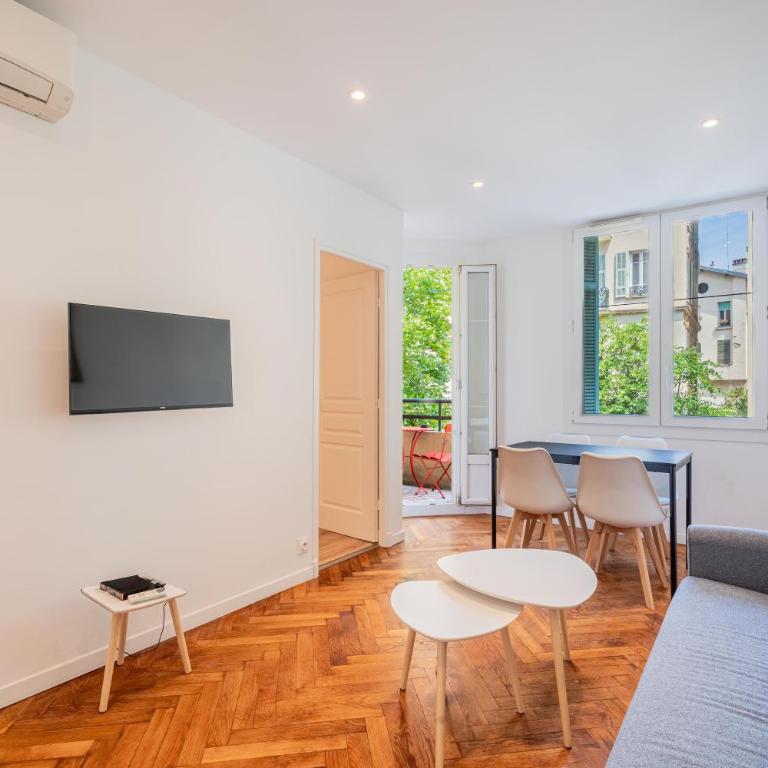 Hyper City Center Fully renovated Air Conditioning - Appartement 2 Chambres - 1