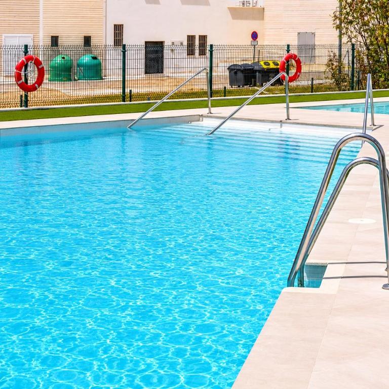 AH2B - Modern apartment near Estepona town - Apartamento - 37