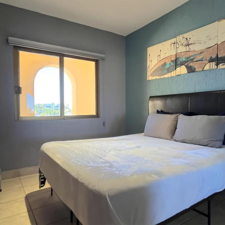 Cozy Fourth-Level Resort Condo Princesa D-409 - Apartamento - 17