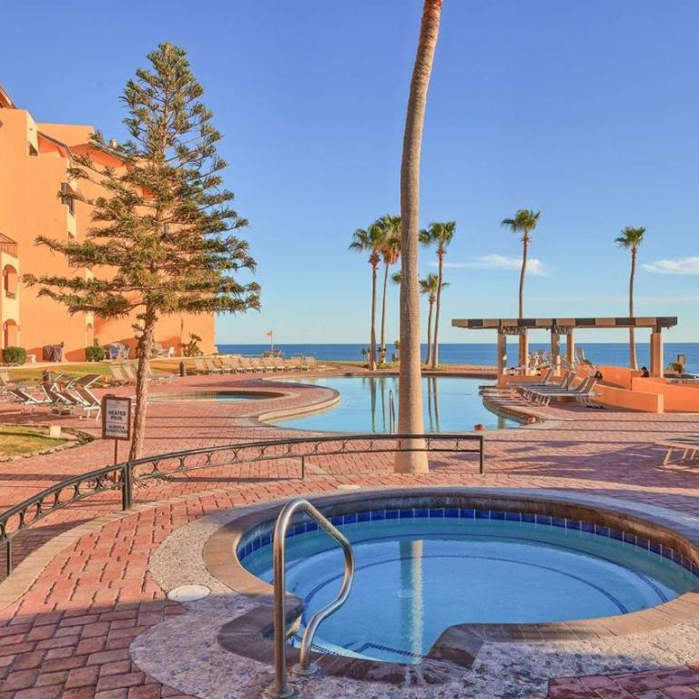 Cozy Fourth-Level Resort Condo Princesa D-409 - Apartamento - 21