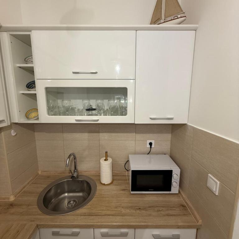 MARNO Apartment 3 - Two-Bedroom Apartment - 11