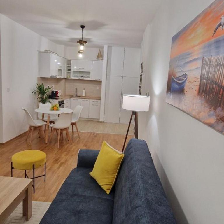 MARNO Apartment 3 - Two-Bedroom Apartment - 4
