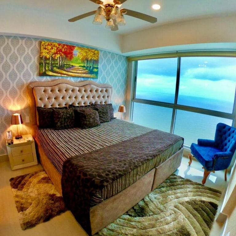 Infinite Ocean View I Private Jacuzzi I 35th Floor - Two-Bedroom Apartment with Ocean View - 3