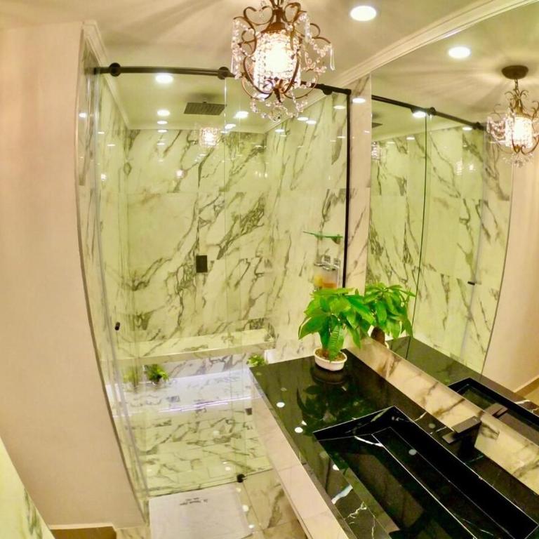 Infinite Ocean View I Private Jacuzzi I 35th Floor - Two-Bedroom Apartment with Ocean View - 8
