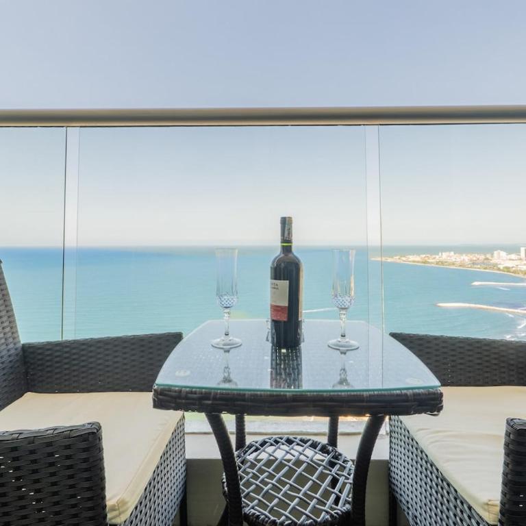 Infinite Ocean View I Private Jacuzzi I 35th Floor - Two-Bedroom Apartment with Ocean View - 29