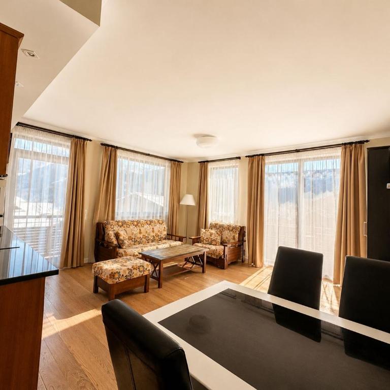 Transylvania Villa & Spa - Superior Apartment mit 2 Schlafzimmern und Balkon - 2. Etage - 2