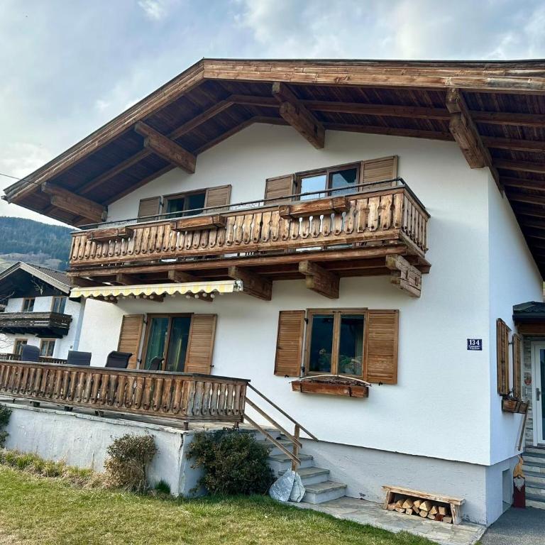 Chalet with Mountain View - Ferienhaus mit 4 Zimmern - 8