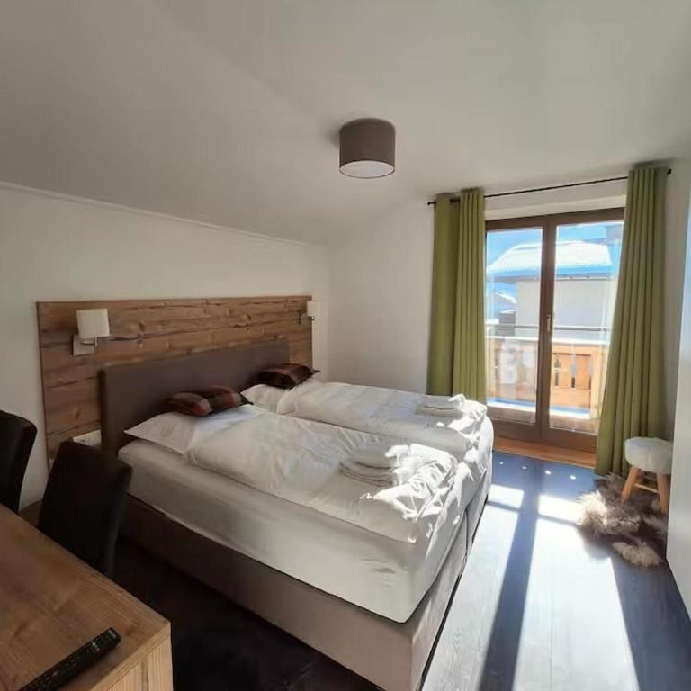 Chalet with Mountain View - Ferienhaus mit 4 Zimmern - 22