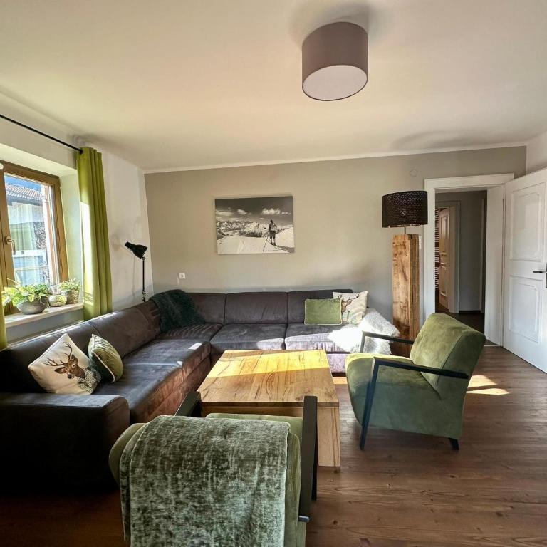 Chalet with Mountain View - Ferienhaus mit 4 Zimmern - 13