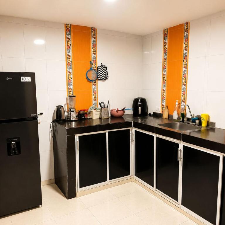 Casa Moderna 3 Habitaciones, Aire y Parqueadero - Three-Bedroom Home - 3