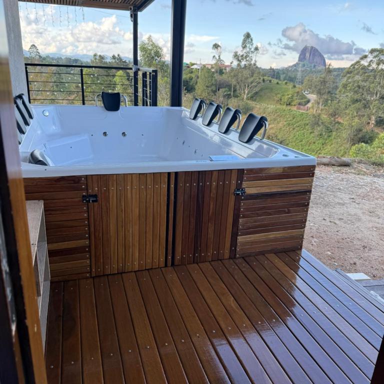 Casa finca las gemelas - Three-Bedroom Villa - 24
