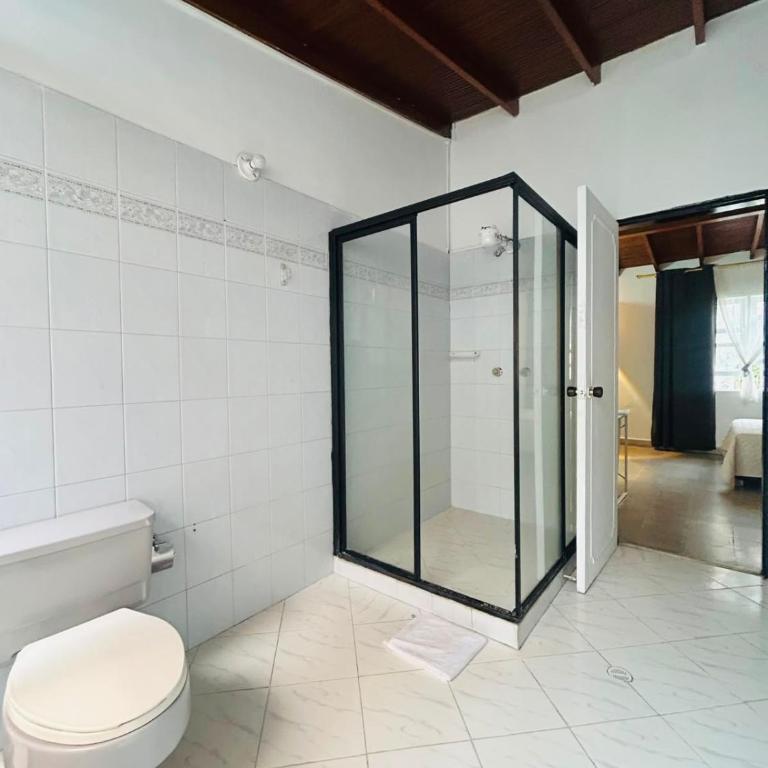 Coliving Almanik - Double Room with Private Bathroom - 4