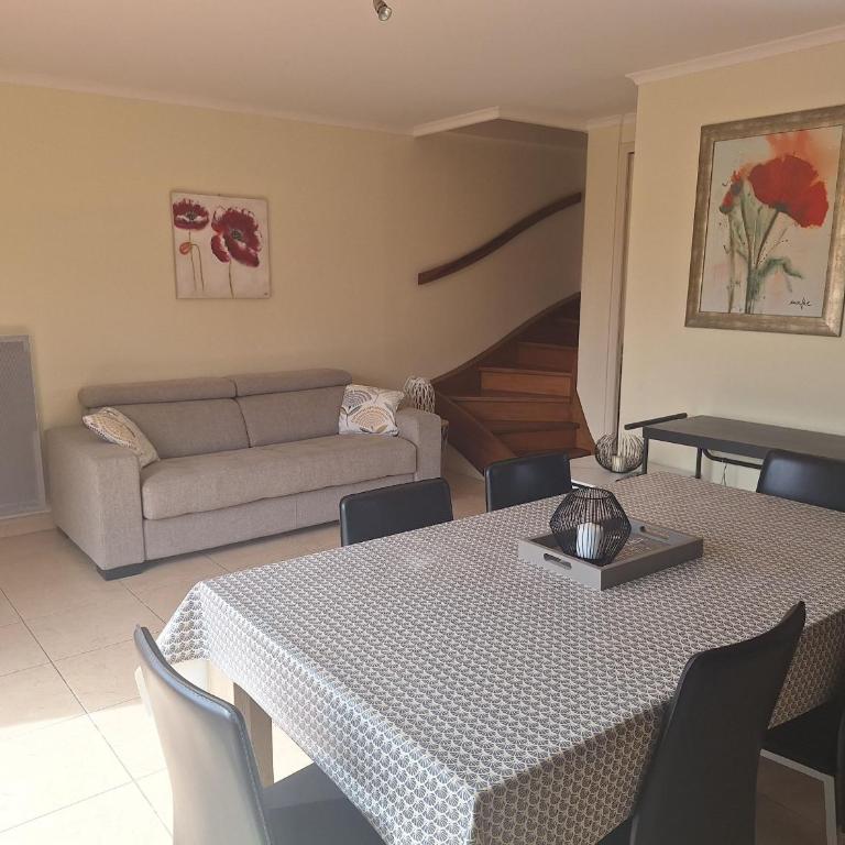 Valras-Plage : Duplex 2 Ch avec Piscine, Clim, Terrasse - FR-1-781-115 - Casa - 17