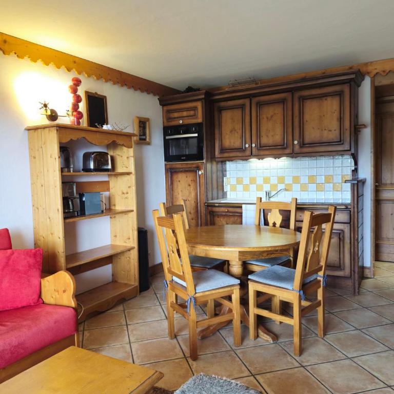 Appartement charmant vue montagne - 6 pers. - FR-1-411-1028 - Apartamento - 7