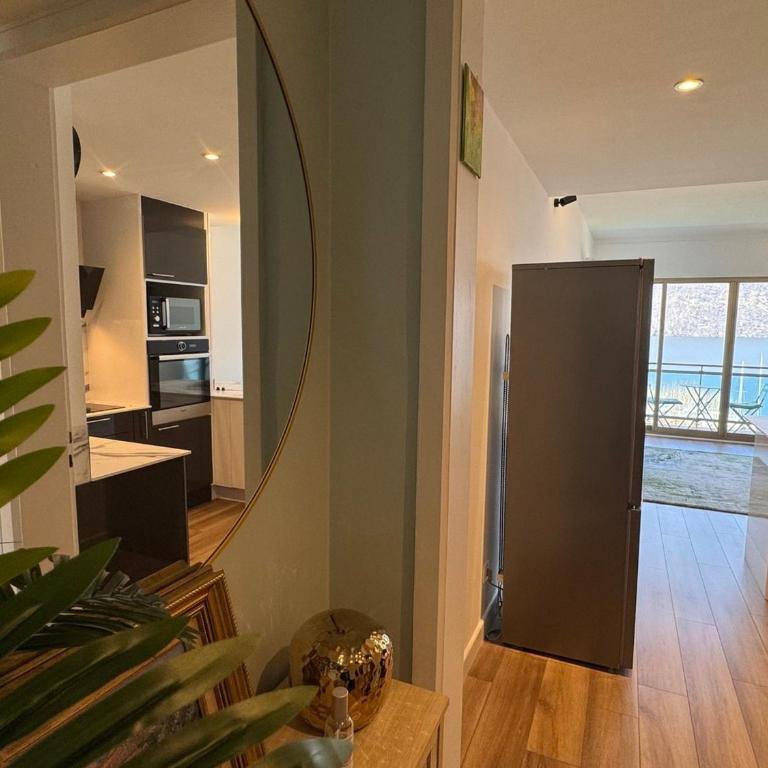 Appartement rénové, vue lac, parking privatif - FR-1-555-130 - Appartamento - 8