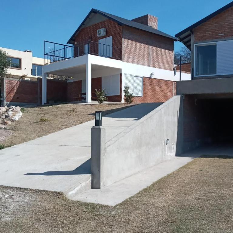 Balcón a las sierras - Cervantes 273 - La Falda - Casa de 2 dormitorios - 1