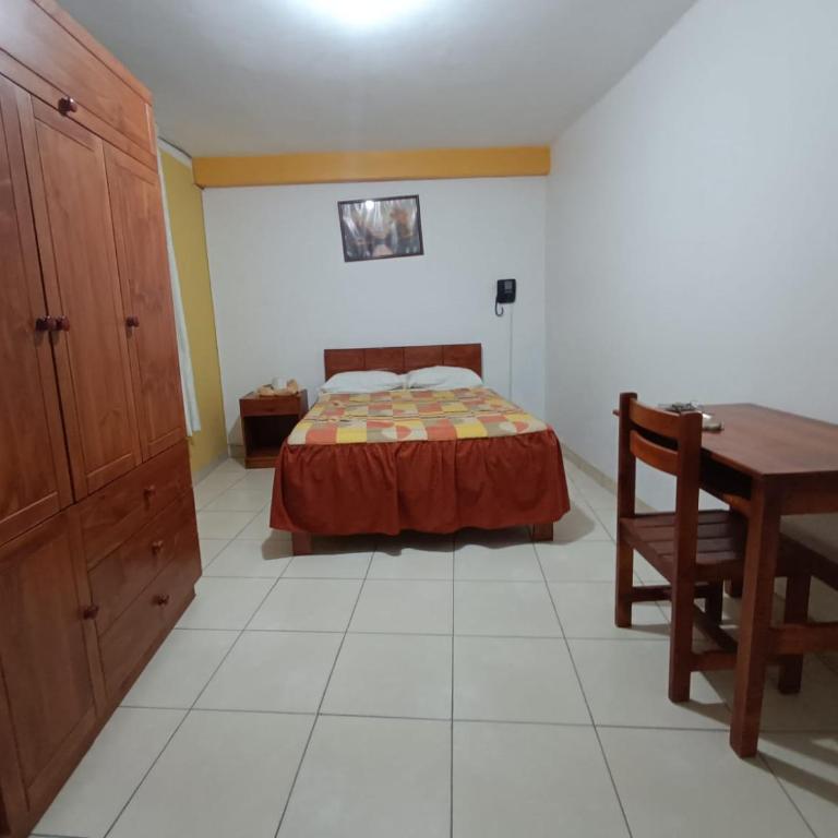 Hotel Pradera de los Celajes - Habitación Triple con baño privado - 1