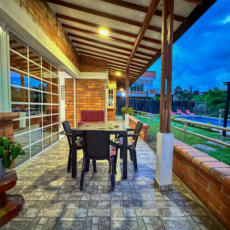 Luxury Stay in Colombia's Coffee Region - Villa - 5