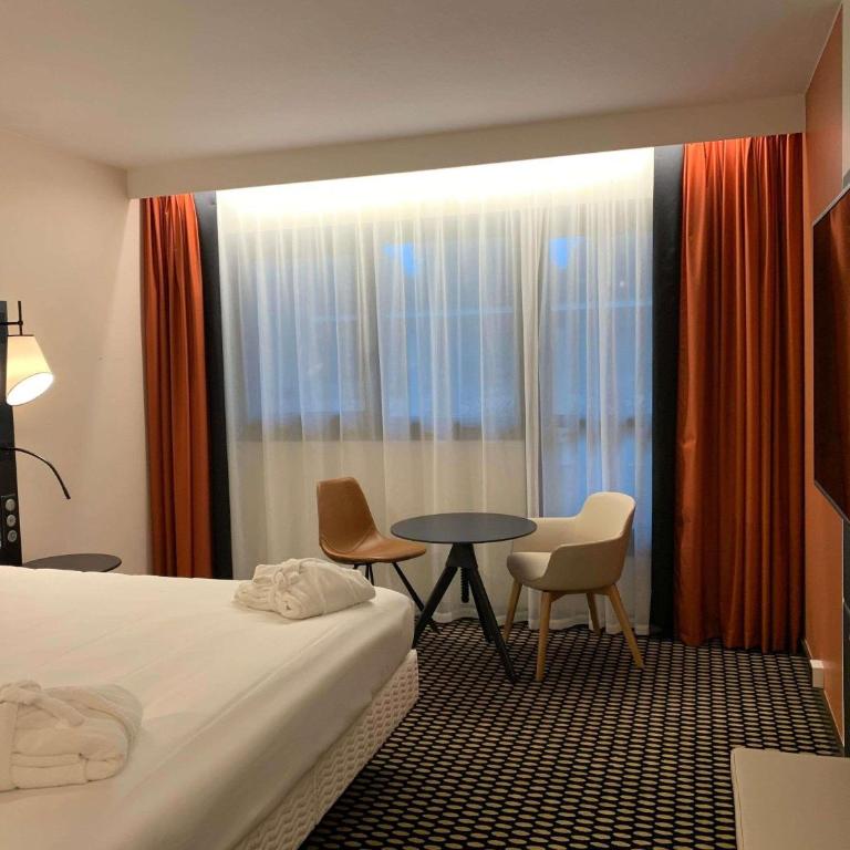 Mercure Paris Porte De Versailles Expo - Chambre Privilège avec 1 Lit King-Size - Étage Supérieur - 3