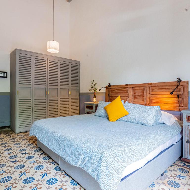 Vista Única a la Catedral desde tu Balcón Privado - Apartment mit 3 Schlafzimmern - 10