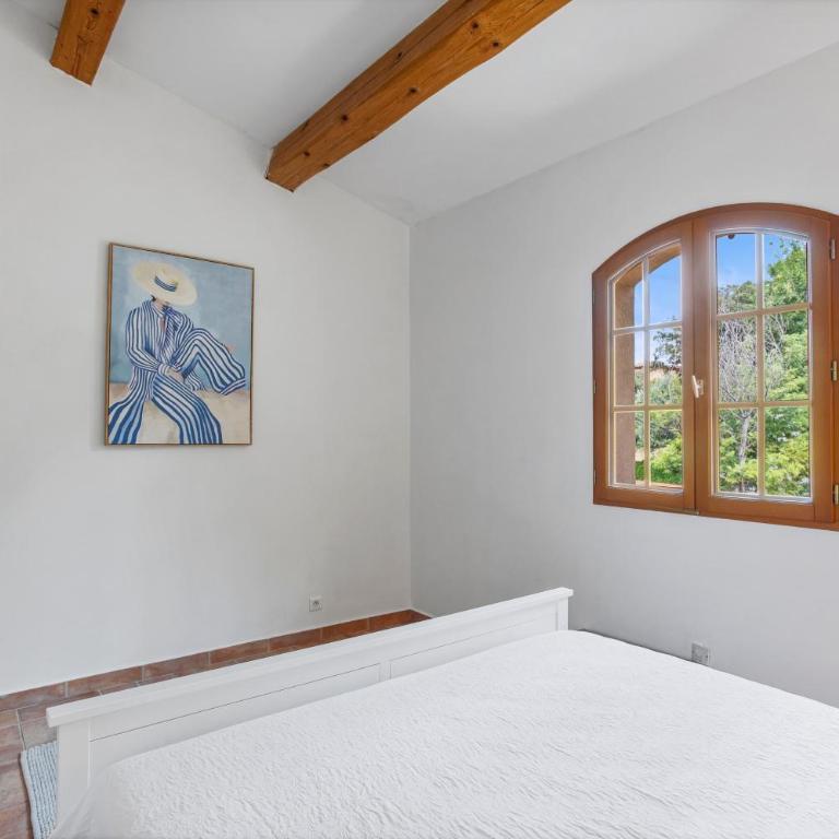 Modern Holiday Home Pool & Wifi - Maison 1 Chambre - 14