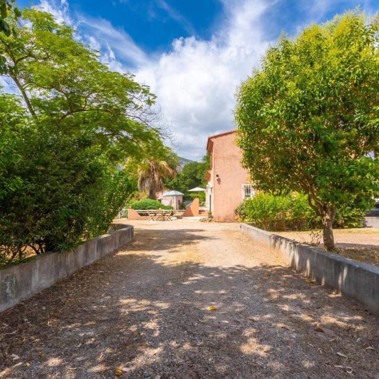 Modern Holiday Home Pool & Wifi - Maison 1 Chambre - 29